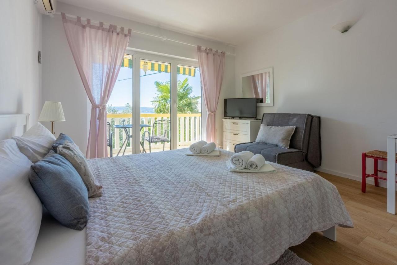 Apartments Neno Crikvenica Ngoại thất bức ảnh