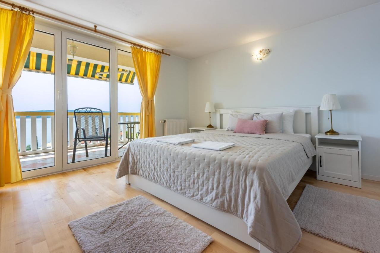 Apartments Neno Crikvenica Ngoại thất bức ảnh