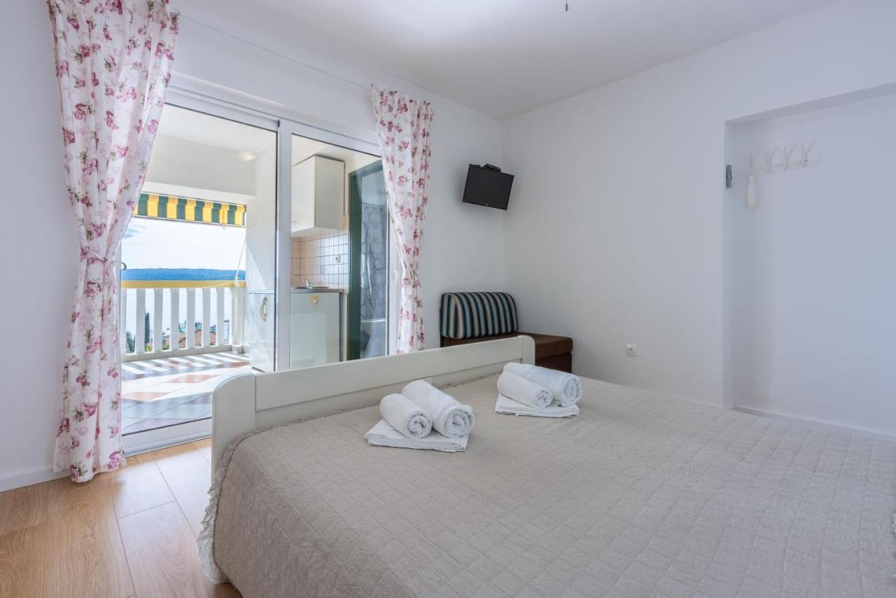 Apartments Neno Crikvenica Ngoại thất bức ảnh