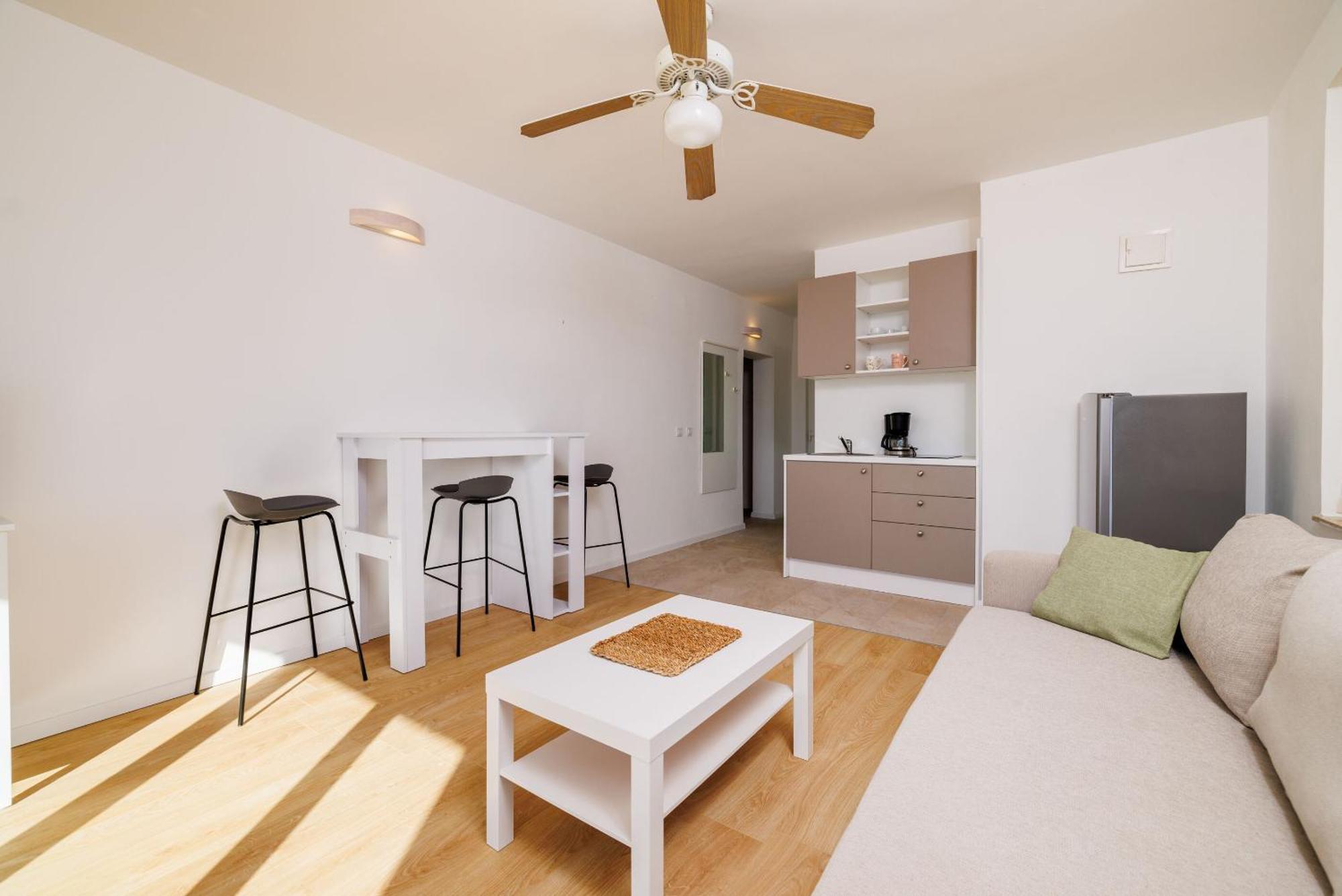 Apartments Neno Crikvenica Ngoại thất bức ảnh