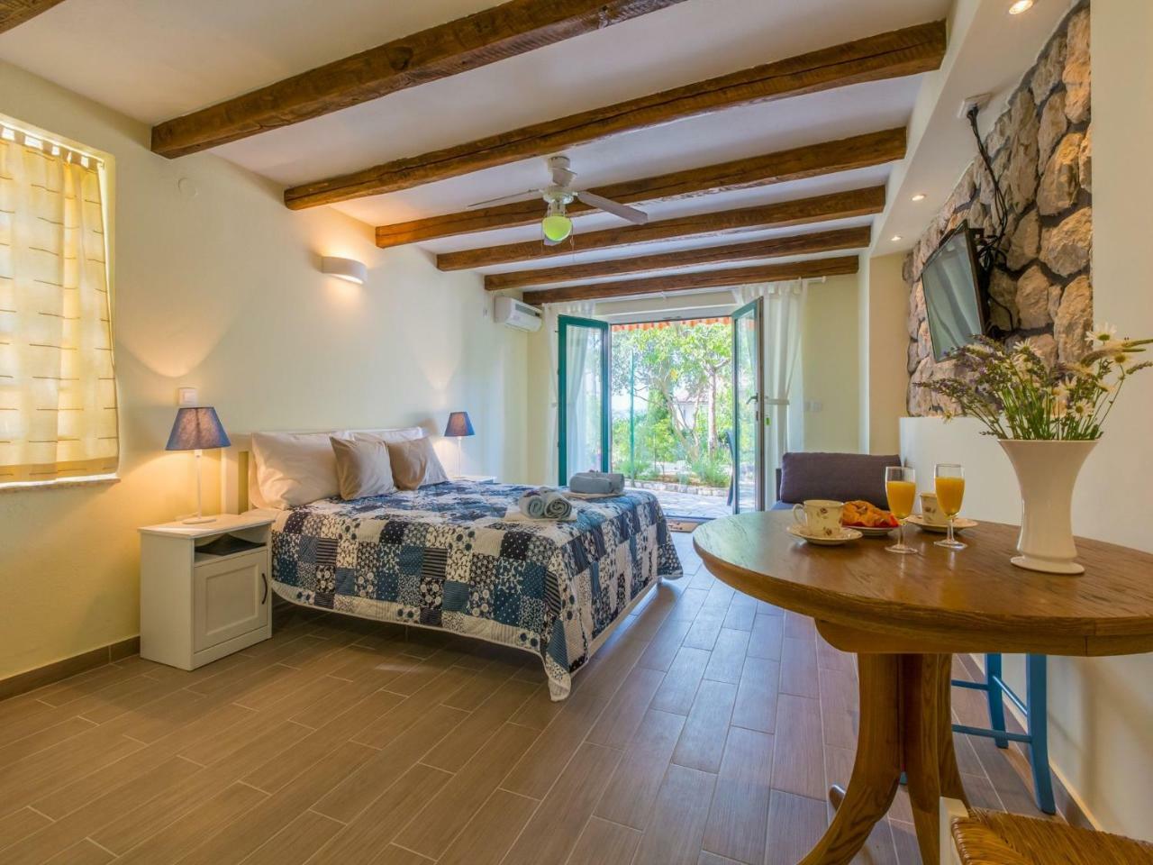 Apartments Neno Crikvenica Ngoại thất bức ảnh